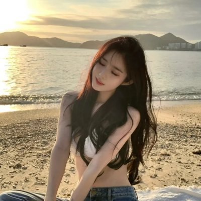 钢铁苍穹2：即临种族 海报